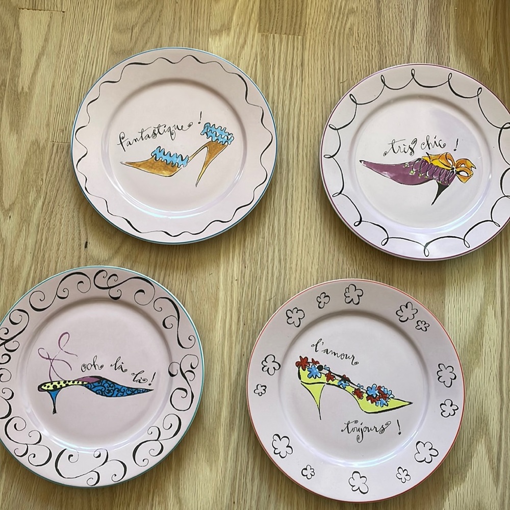 BRAND NEW Set of 8” Plates